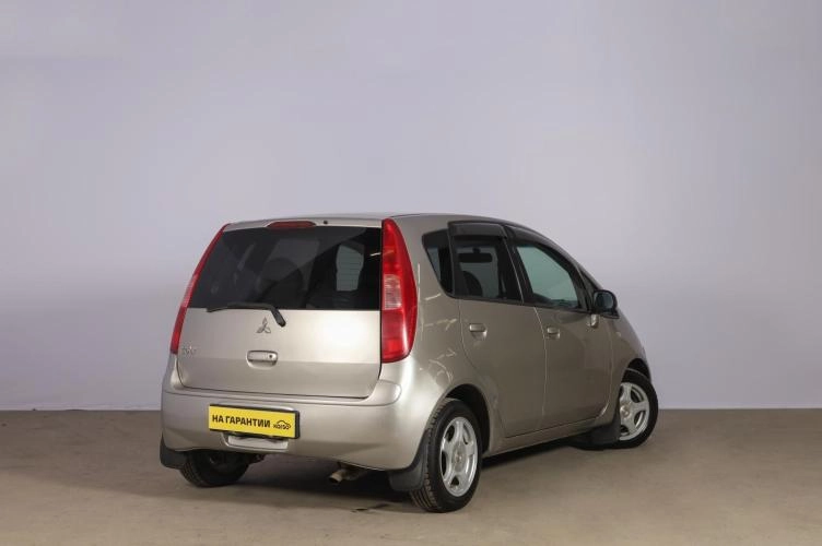 Mitsubishi Colt 6 из 6