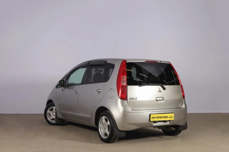 Mitsubishi Colt 4 из 6