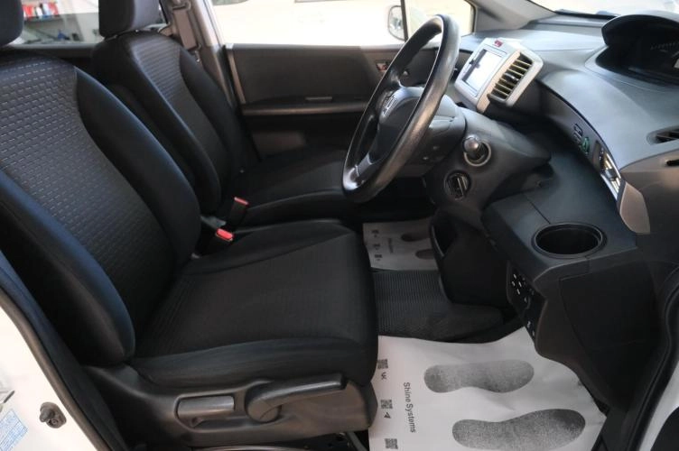 Honda Freed 7 из 21