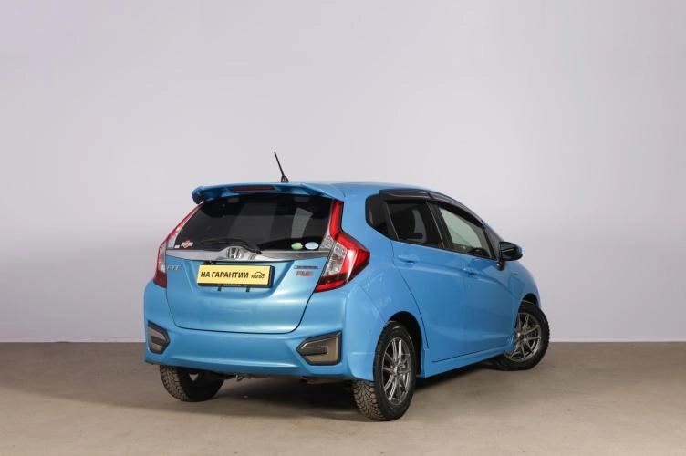 Honda Fit 4 из 6