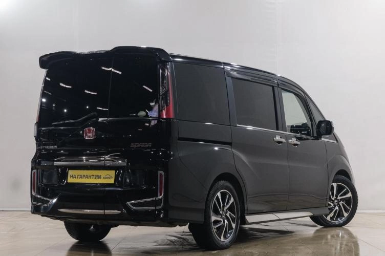 Honda Stepwgn 6 из 6