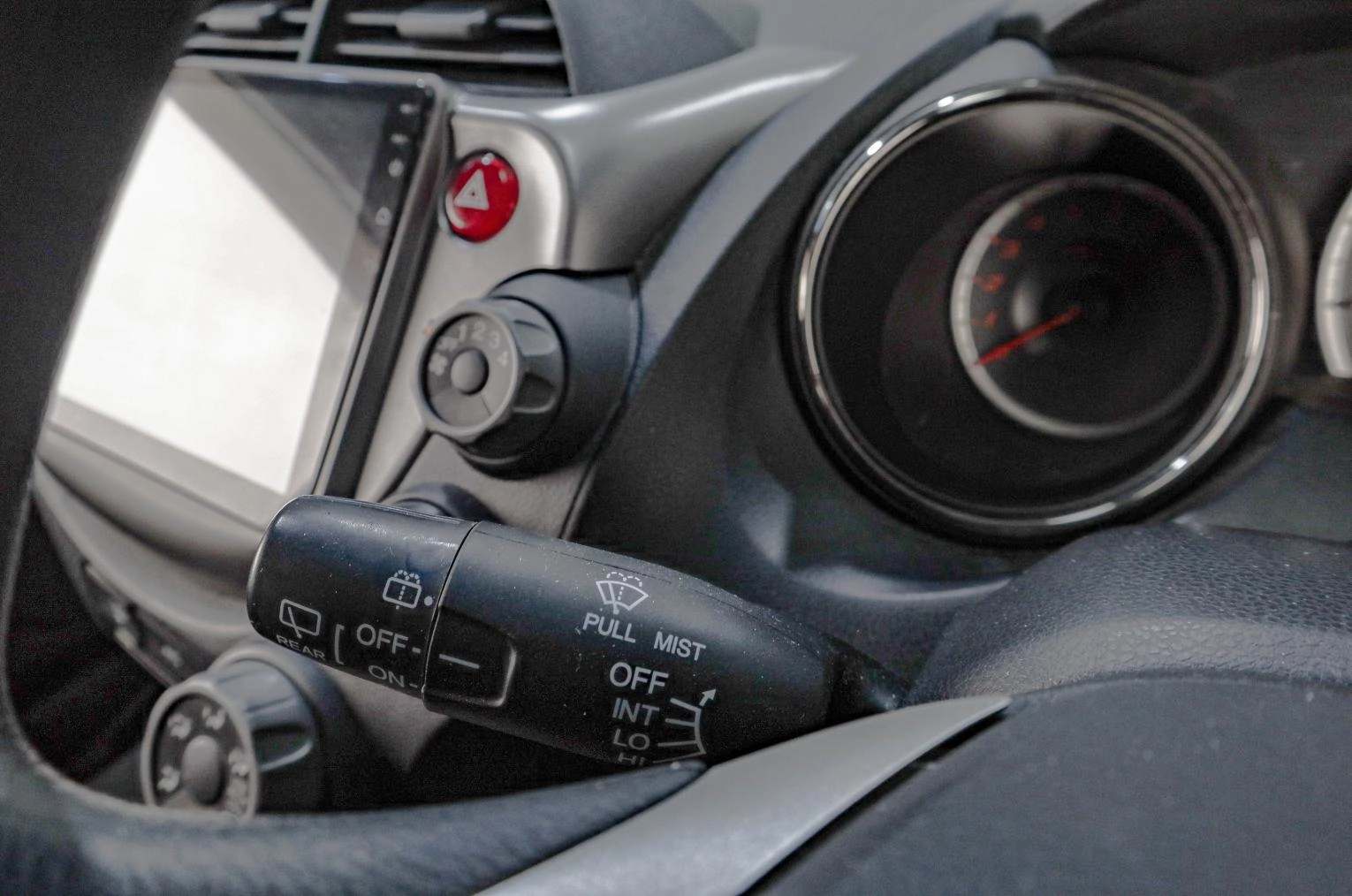 Honda Fit 10 из 18