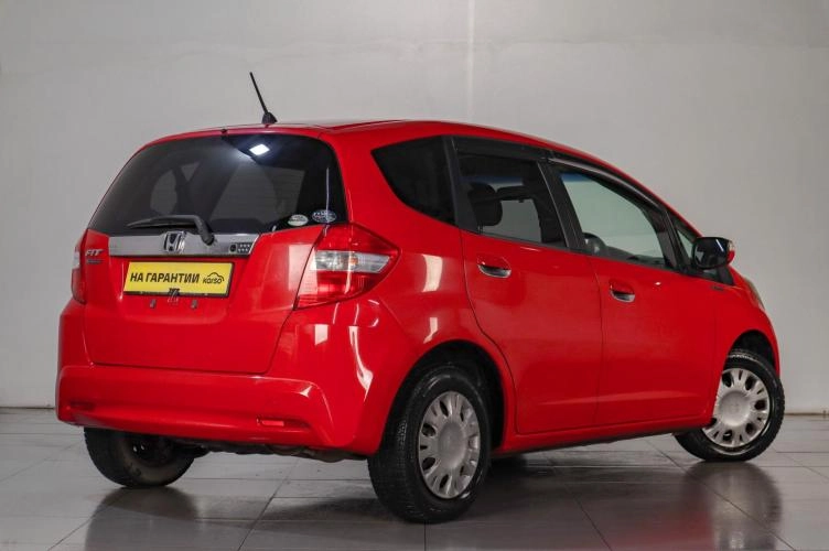 Honda Fit 4 из 6