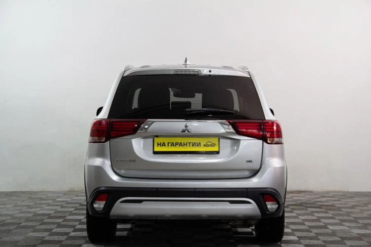 Mitsubishi Outlander 5 из 5