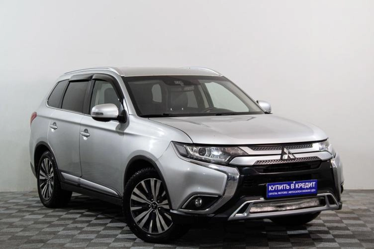 Mitsubishi Outlander 1 из 5