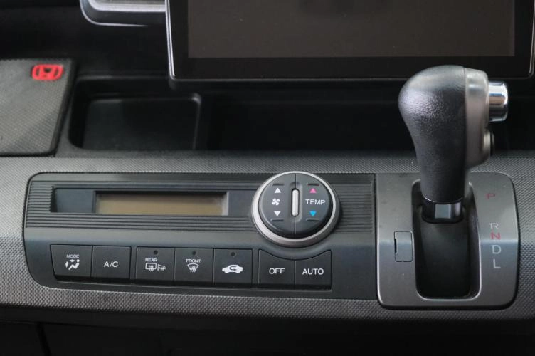 Honda Freed 17 из 23