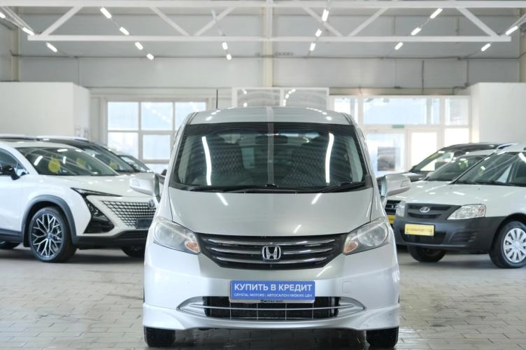 Honda Freed 2 из 5