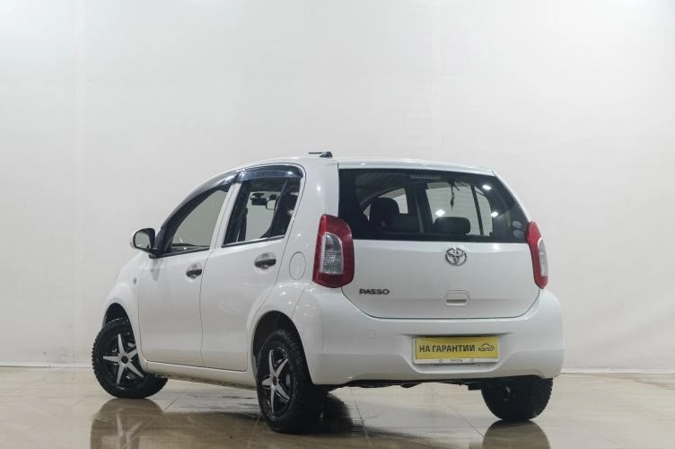 Toyota Passo 4 из 6