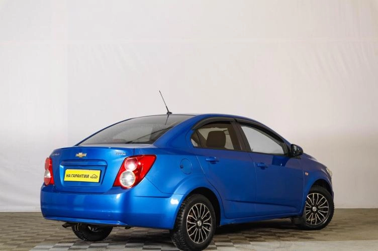 Chevrolet Aveo 4 из 5