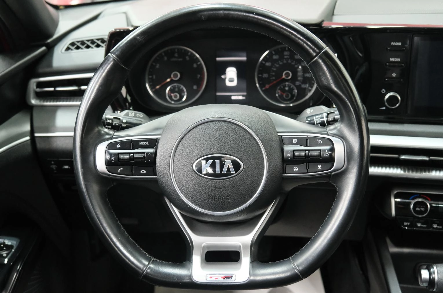 KIA K5 13 из 24