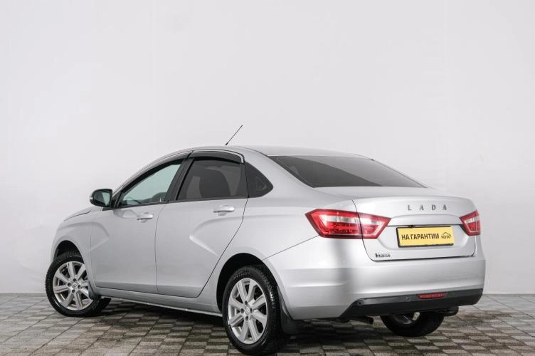 ВАЗ (LADA) Vesta 4 из 6