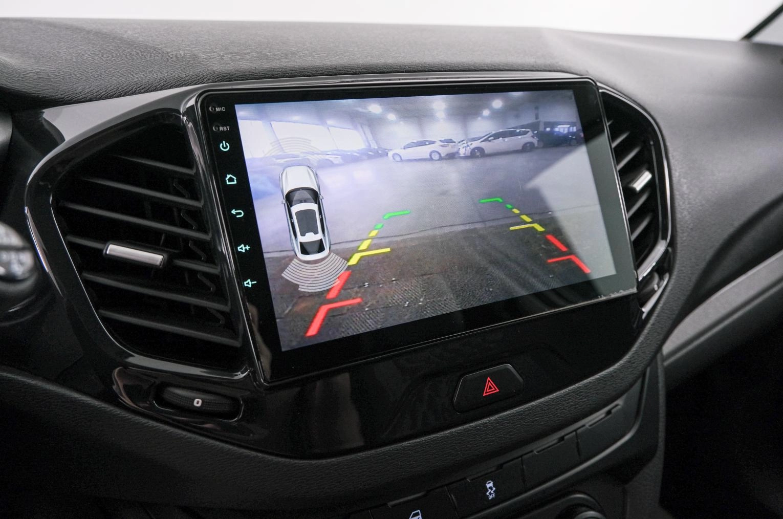 ВАЗ (LADA) Vesta 15 из 21