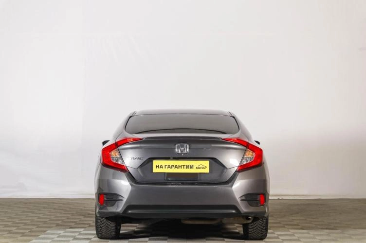 Honda Civic 5 из 6
