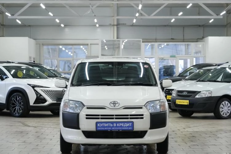 Toyota Probox 2 из 5