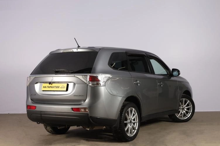 Mitsubishi Outlander 6 из 6