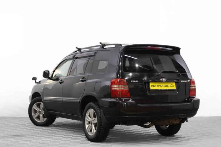 Toyota Kluger 6 из 6