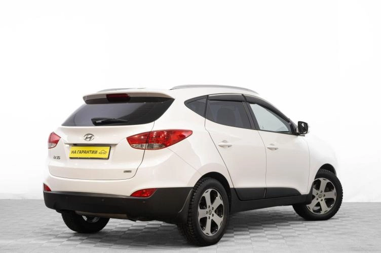 Hyundai ix35 4 из 5