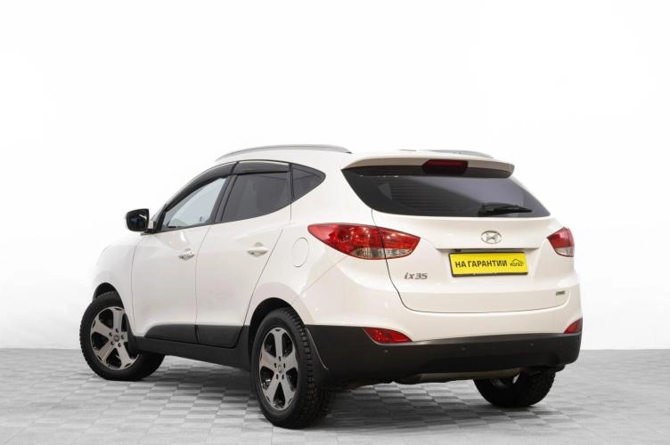 Hyundai ix35 6 из 6