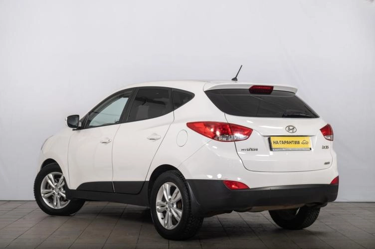 Hyundai ix35 5 из 6