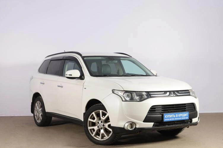 Mitsubishi Outlander 1 из 6