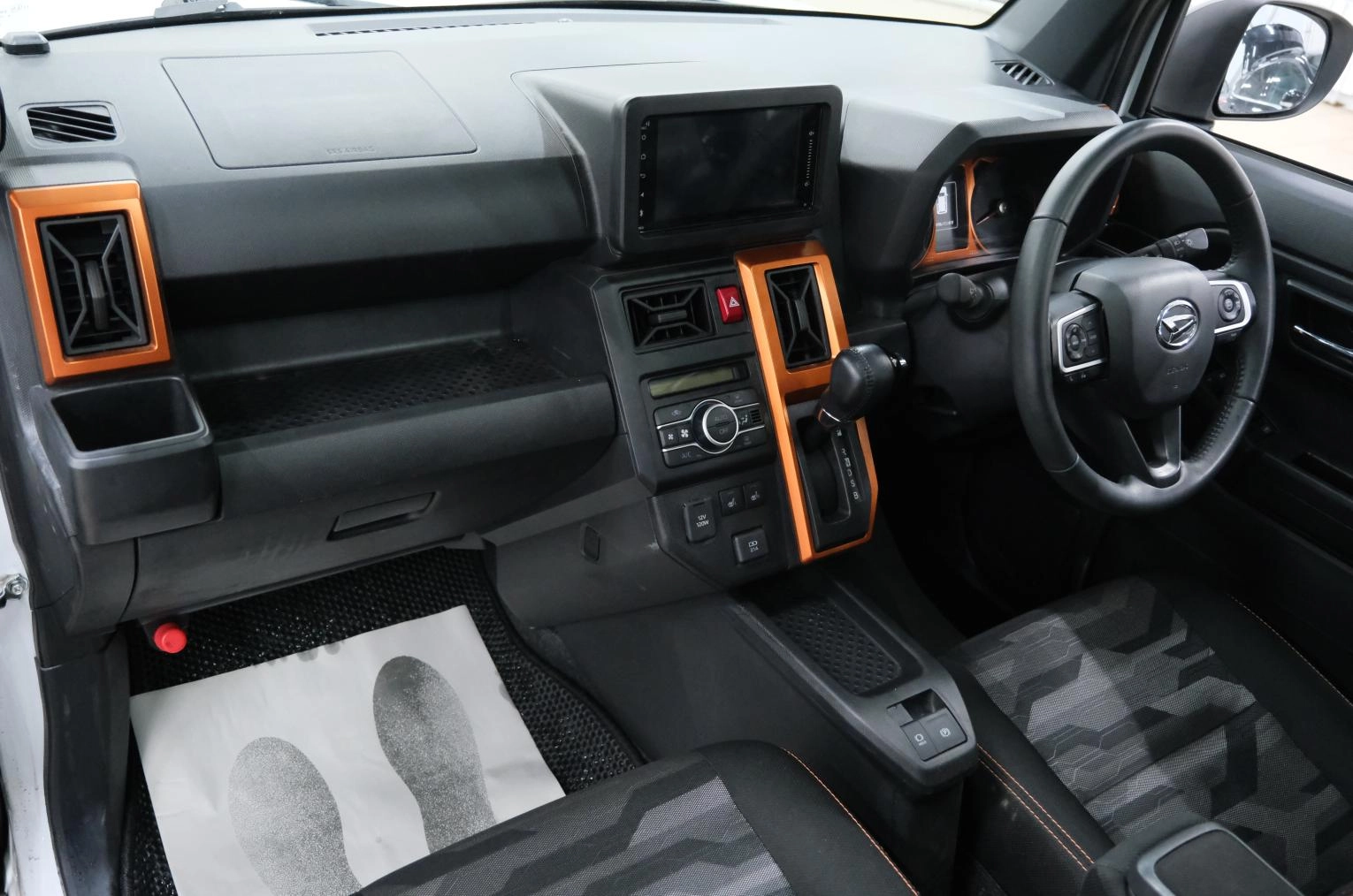 Daihatsu Taft 18 из 22