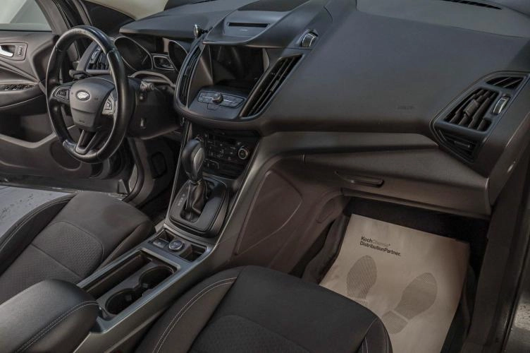 Ford Kuga 18 из 20