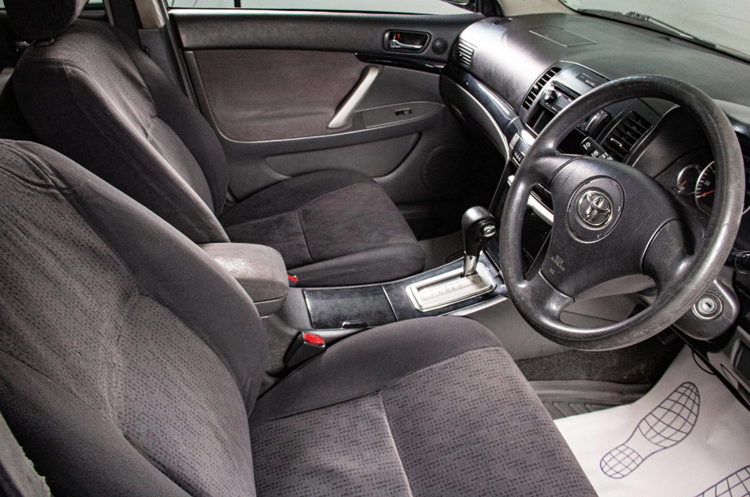 Toyota Allion 8 из 16