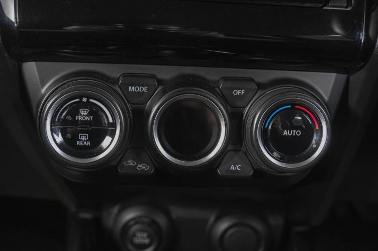 Suzuki Swift 19 из 22