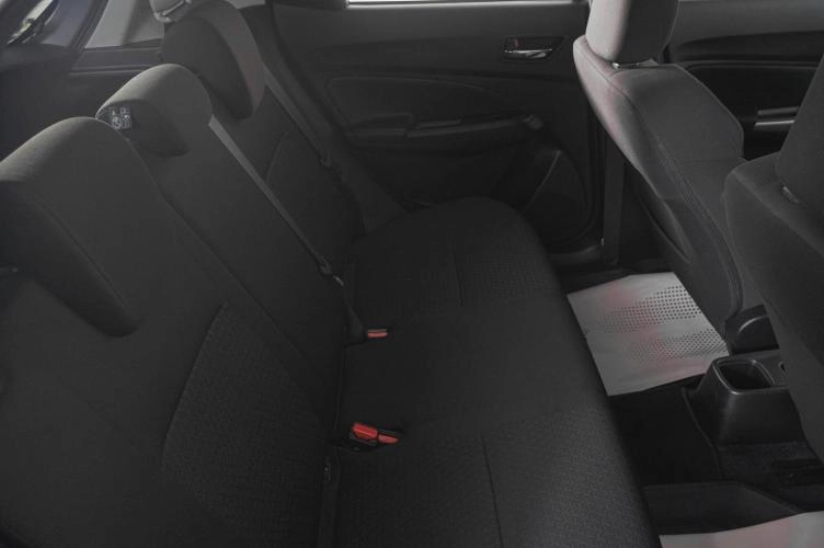 Suzuki Swift 10 из 22