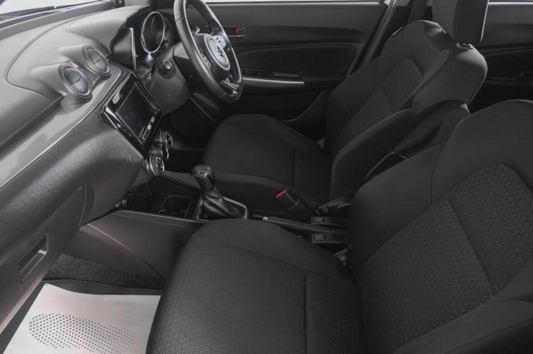 Suzuki Swift 8 из 22