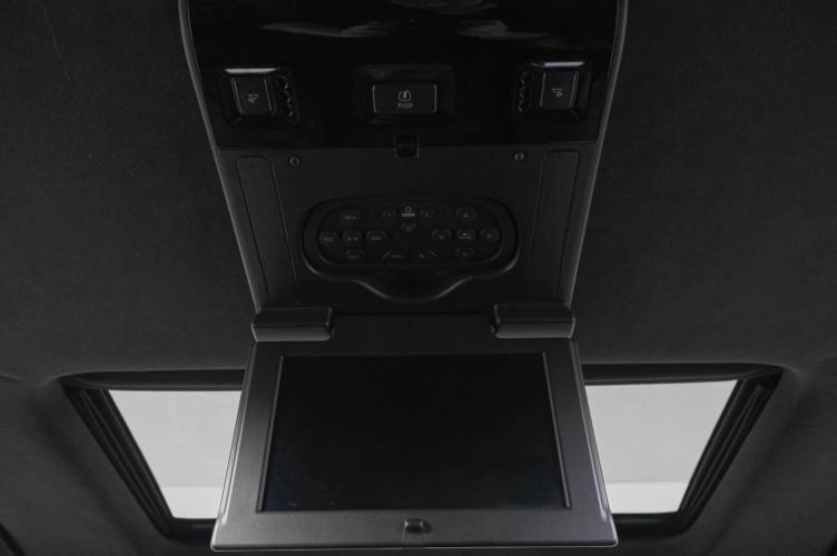 Cadillac Escalade 23 из 32