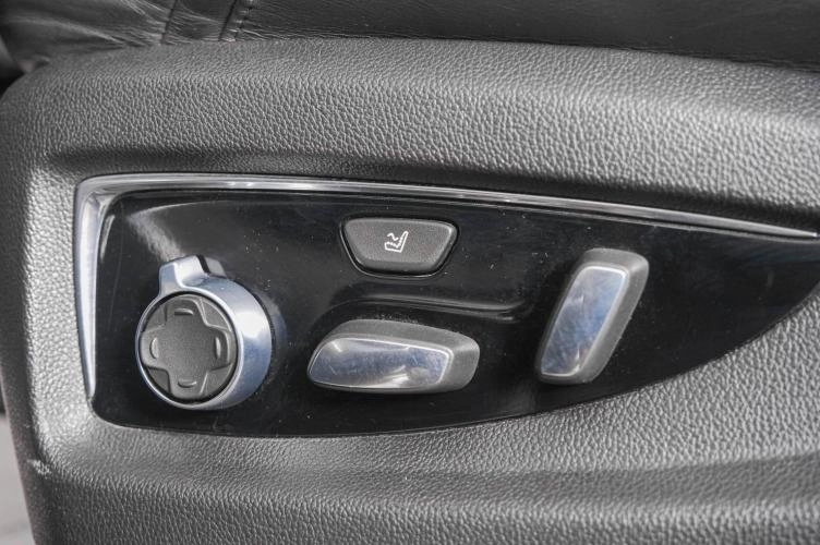 Cadillac Escalade 28 из 32