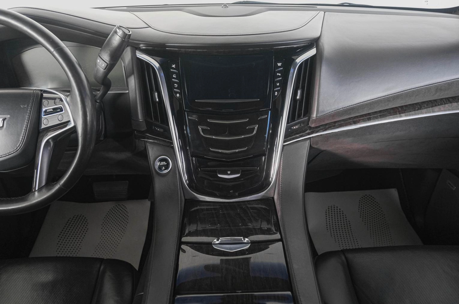 Cadillac Escalade 19 из 32