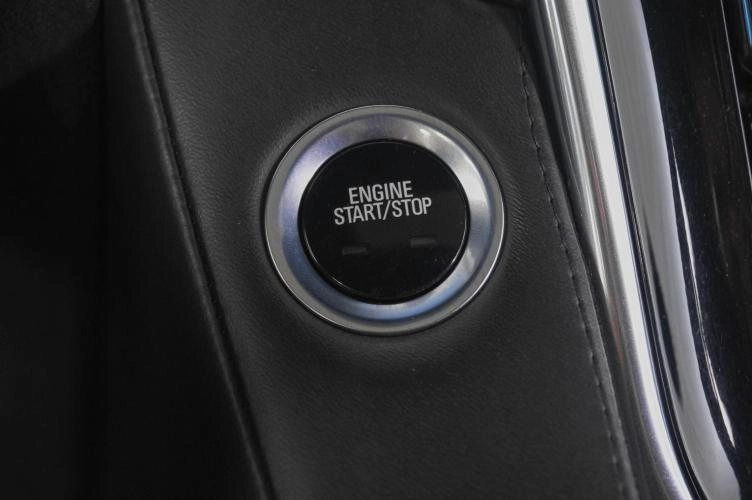 Cadillac Escalade 18 из 32