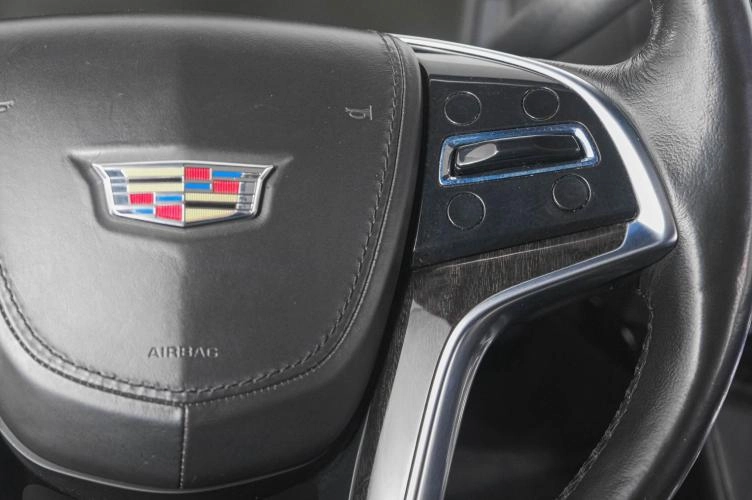 Cadillac Escalade 17 из 32