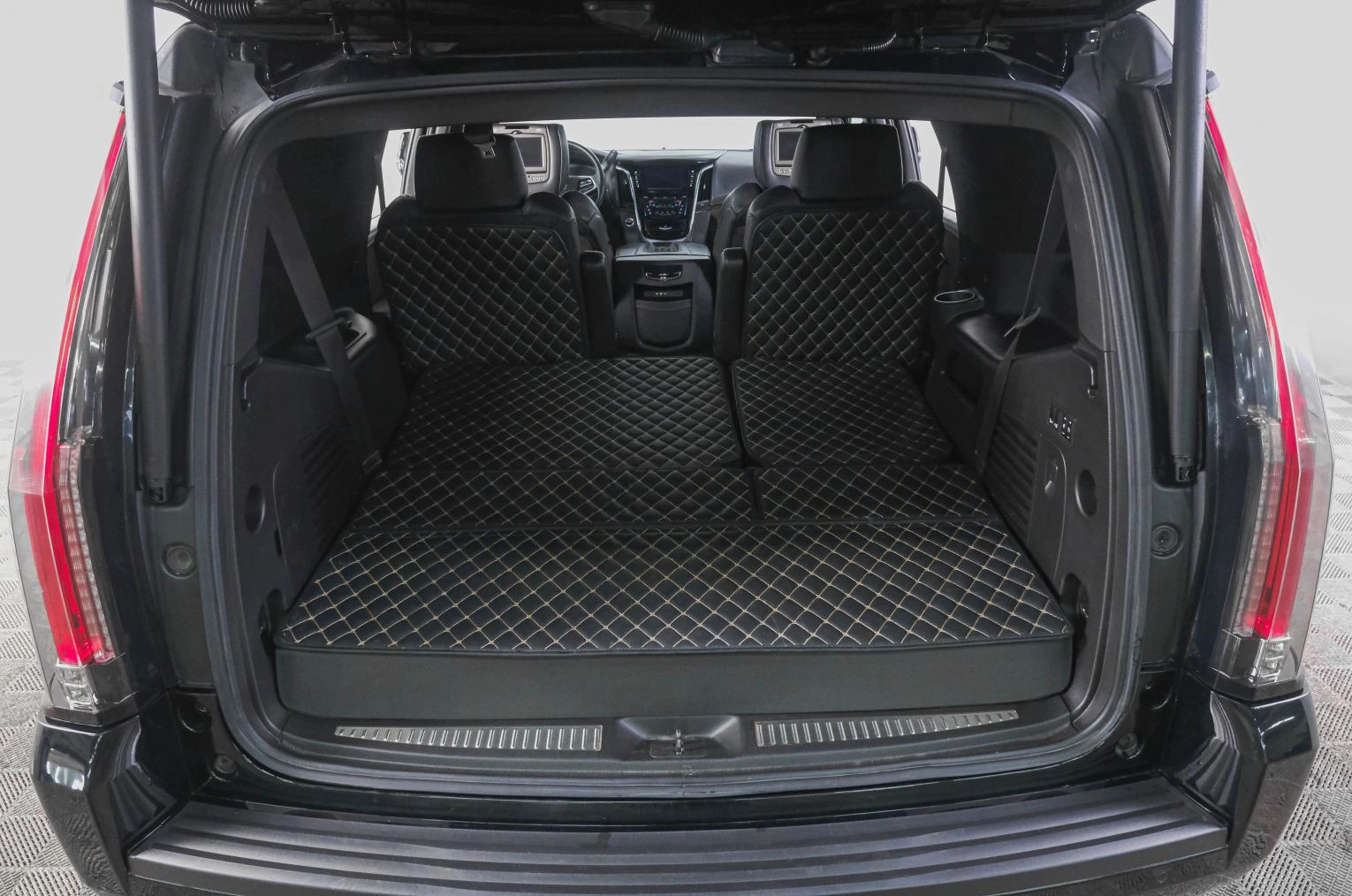 Cadillac Escalade 7 из 32