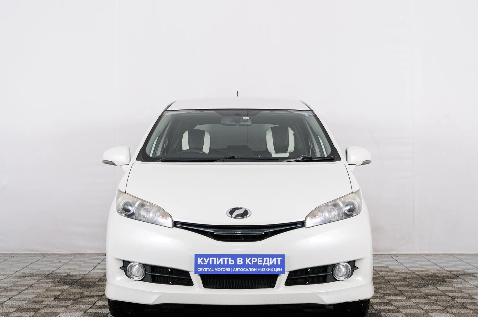 Toyota Wish 2 из 22