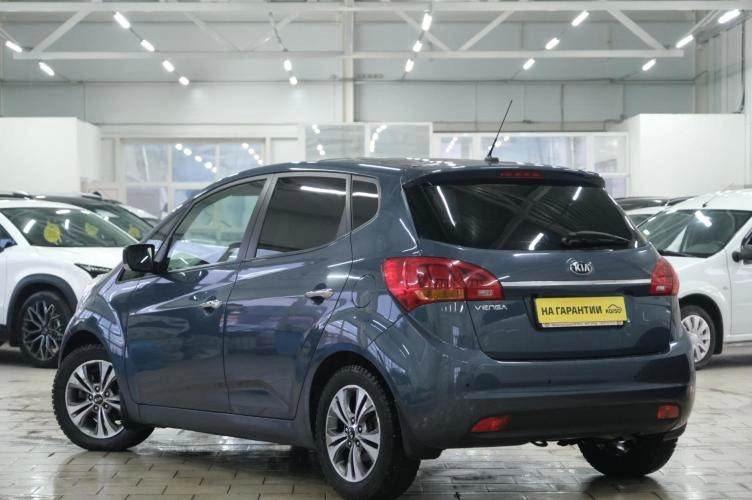 KIA Venga 4 из 5