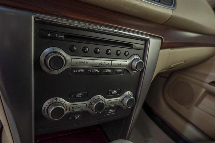 Nissan Teana 17 из 19