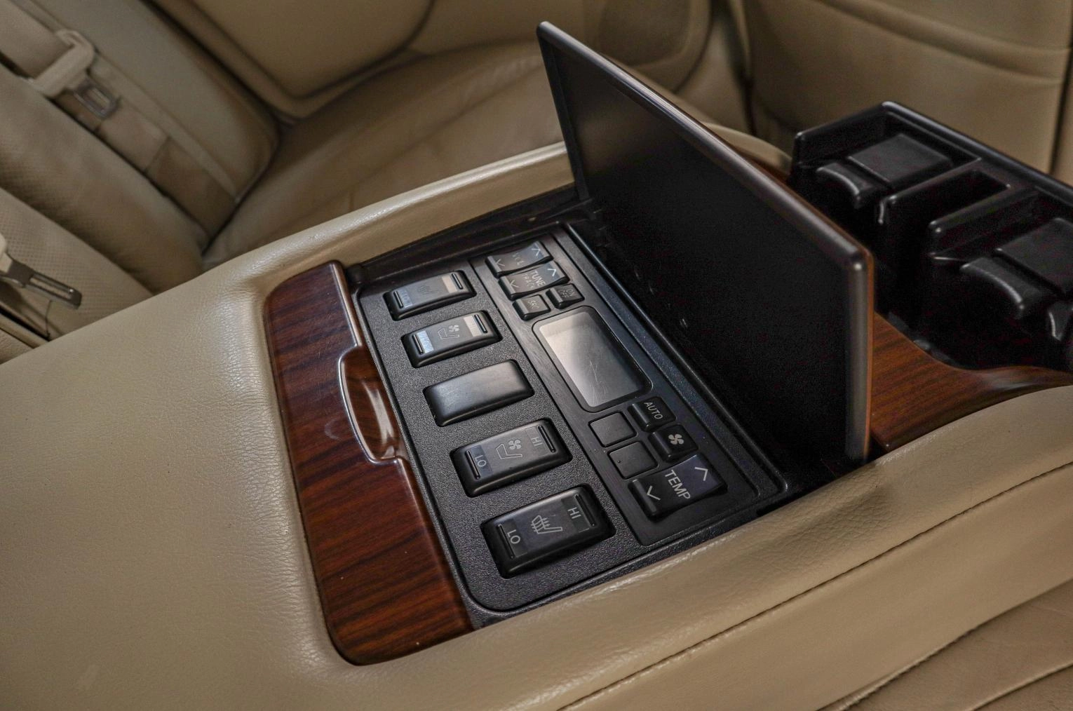 Nissan Teana 18 из 19