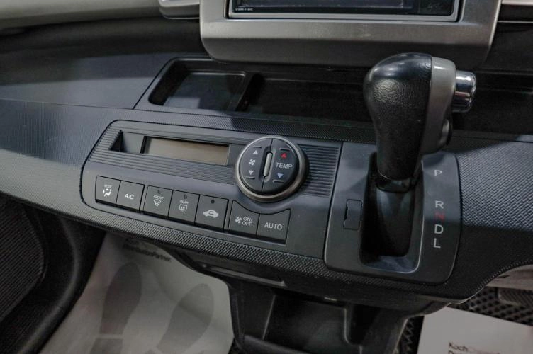 Honda Freed 13 из 16