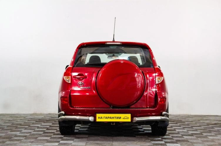 Toyota RAV4 5 из 16