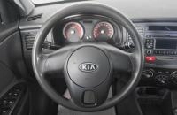 KIA Rio 15 из 19
