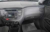 KIA Rio 14 из 19