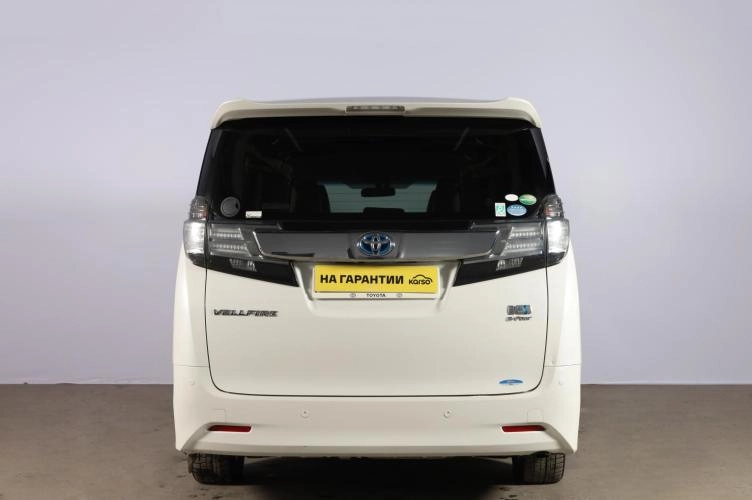 Toyota Vellfire 5 из 6