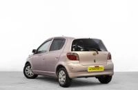 Toyota Vitz 6 из 22