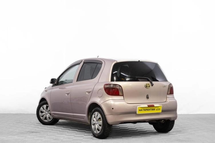 Toyota Vitz 6 из 6