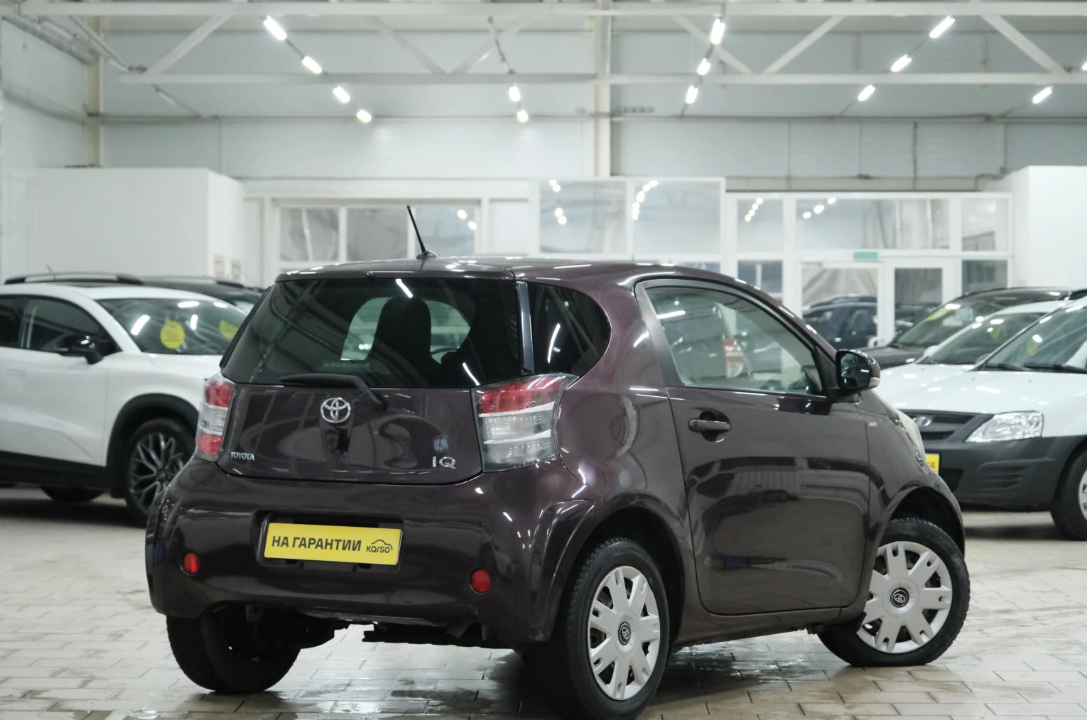 Toyota iQ 6 из 21