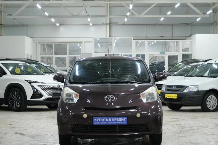 Toyota iQ 2 из 6