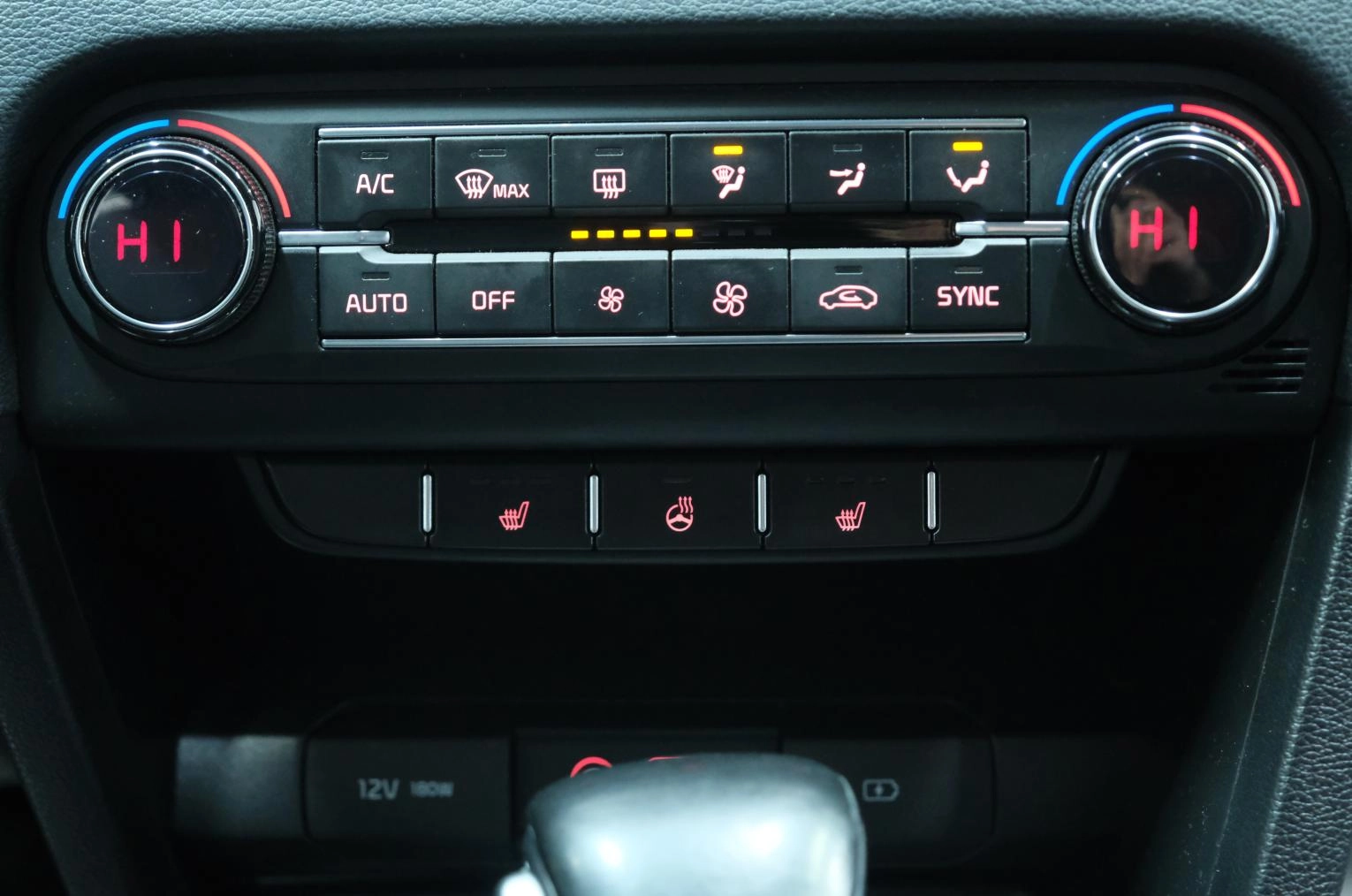 KIA cee'd 15 из 23